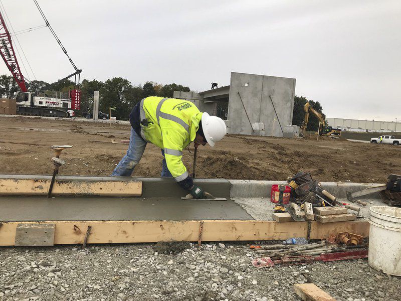 Select Genetics begins construction
